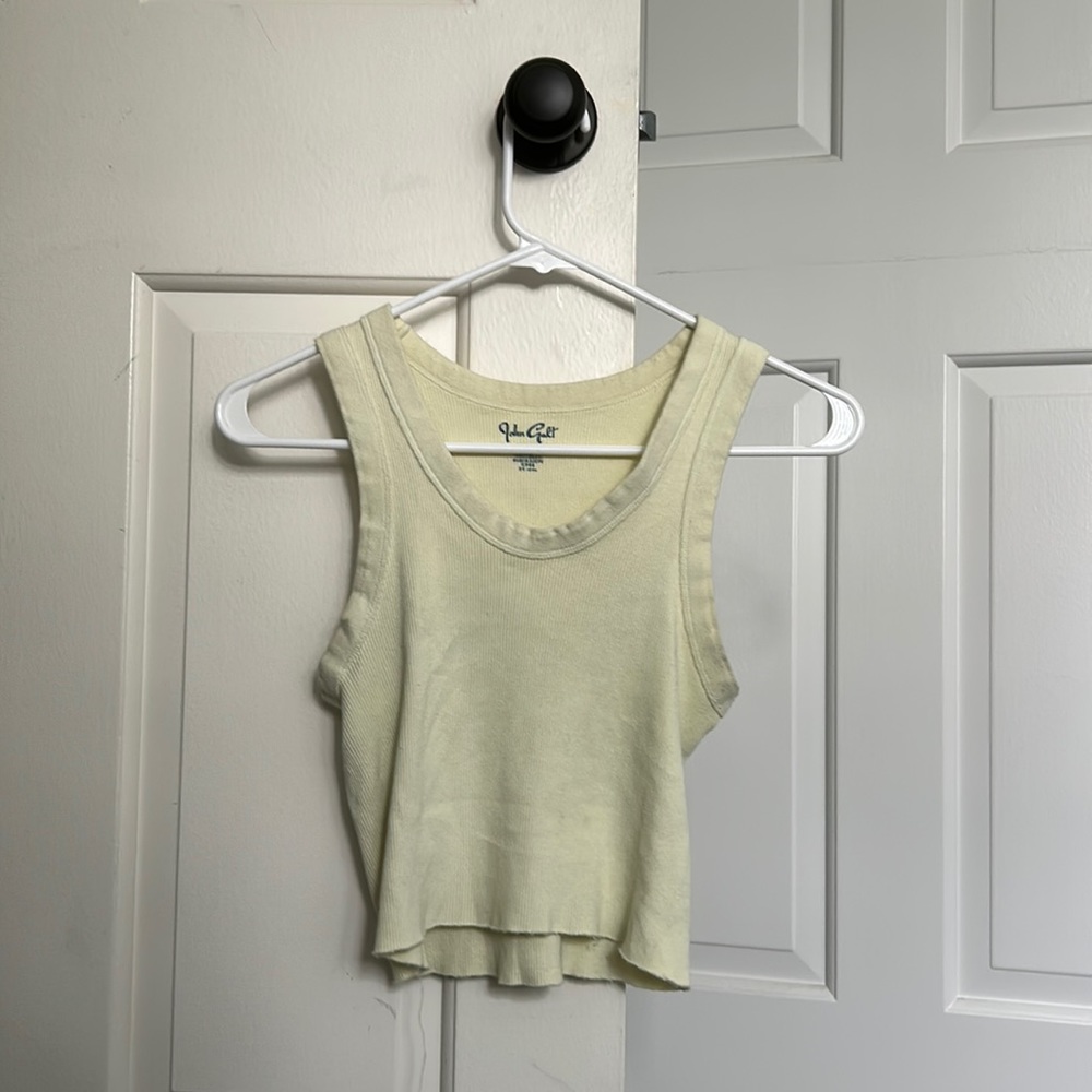 Brandy yellow tank